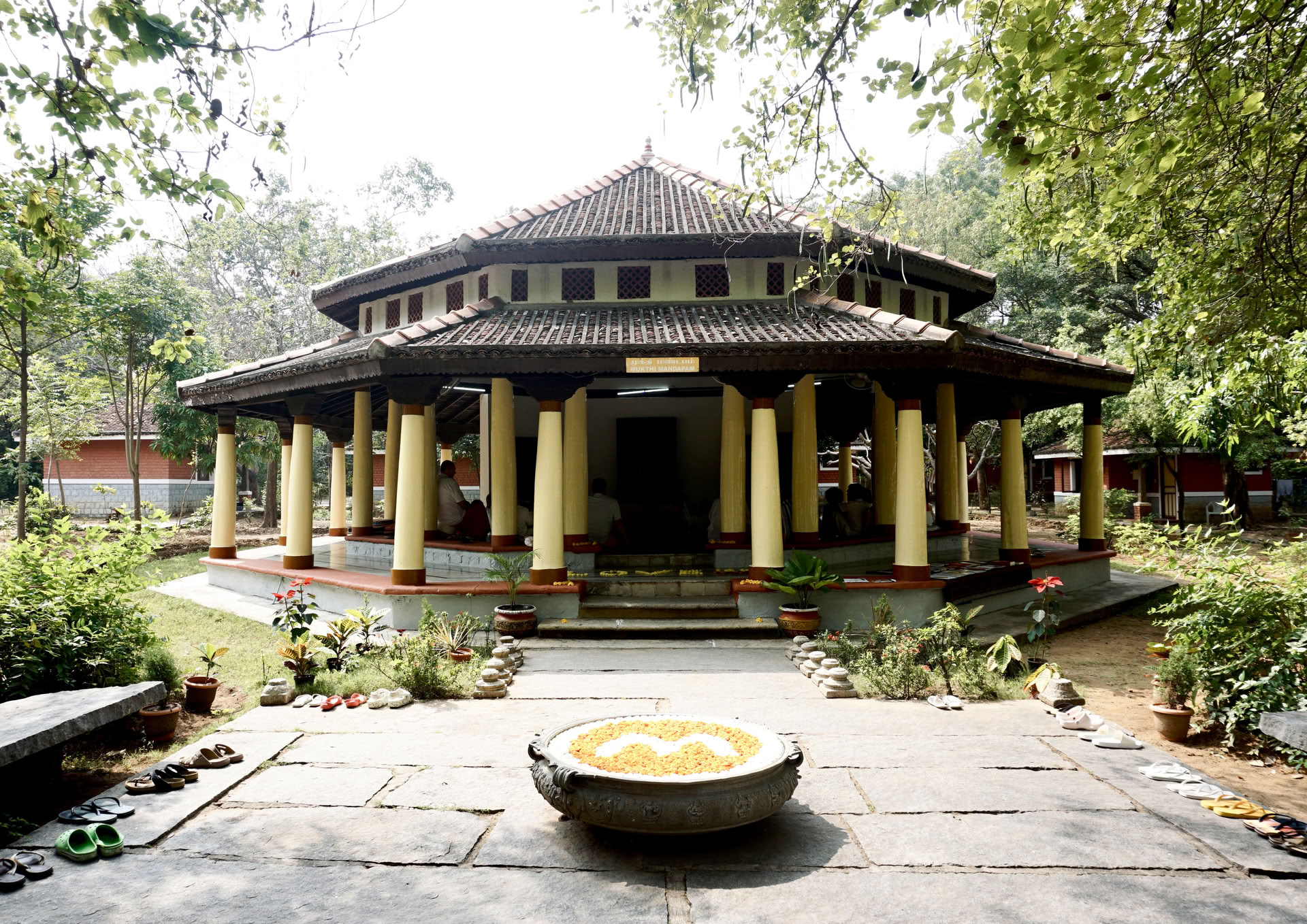 Retraite silencieuse de méditation et détox de 21 jours à l’ashram en Inde
