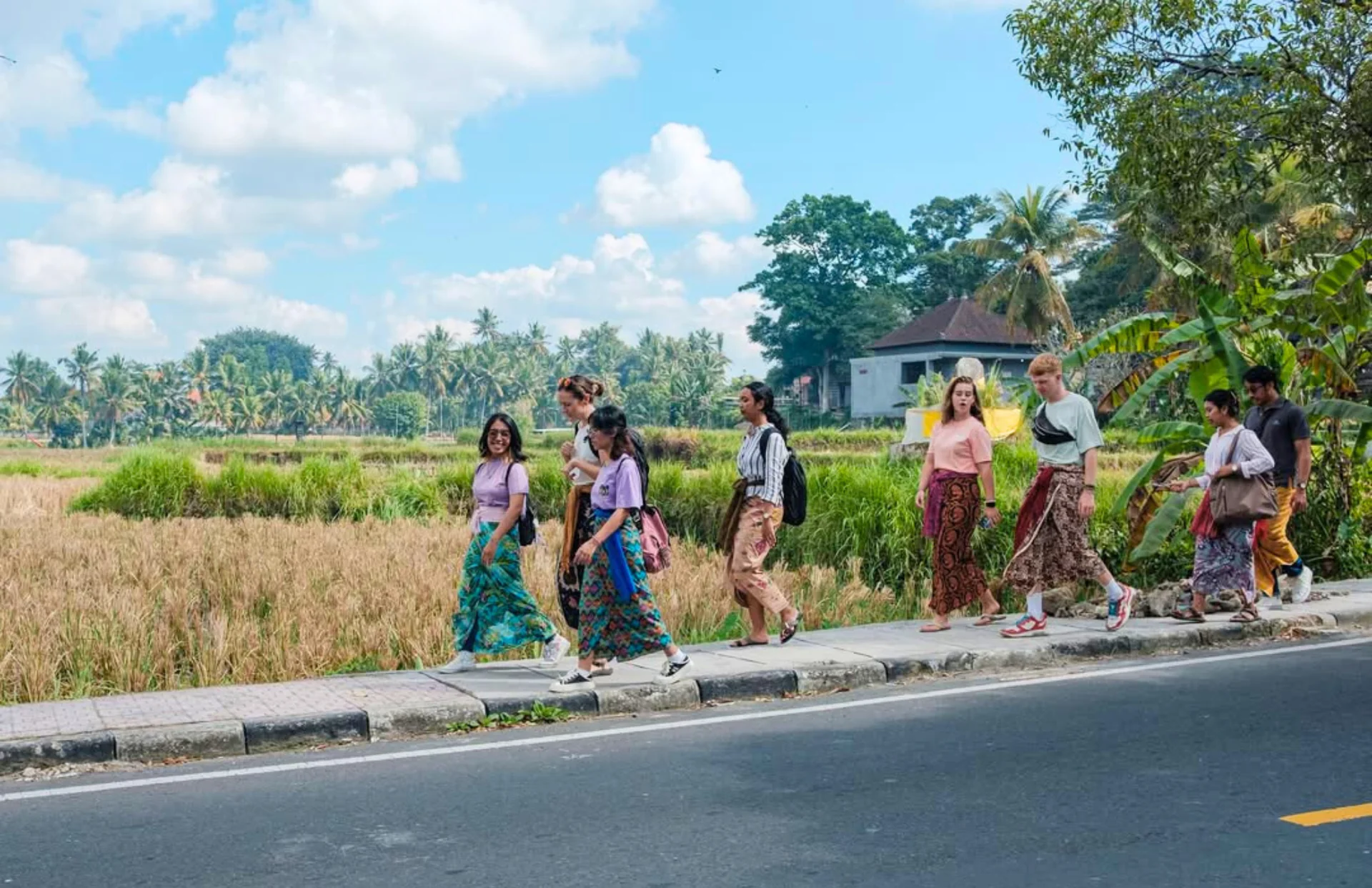 PROMENADES CONTÉES À UBUD
