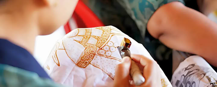 COURS DE PEINTURE BATIK