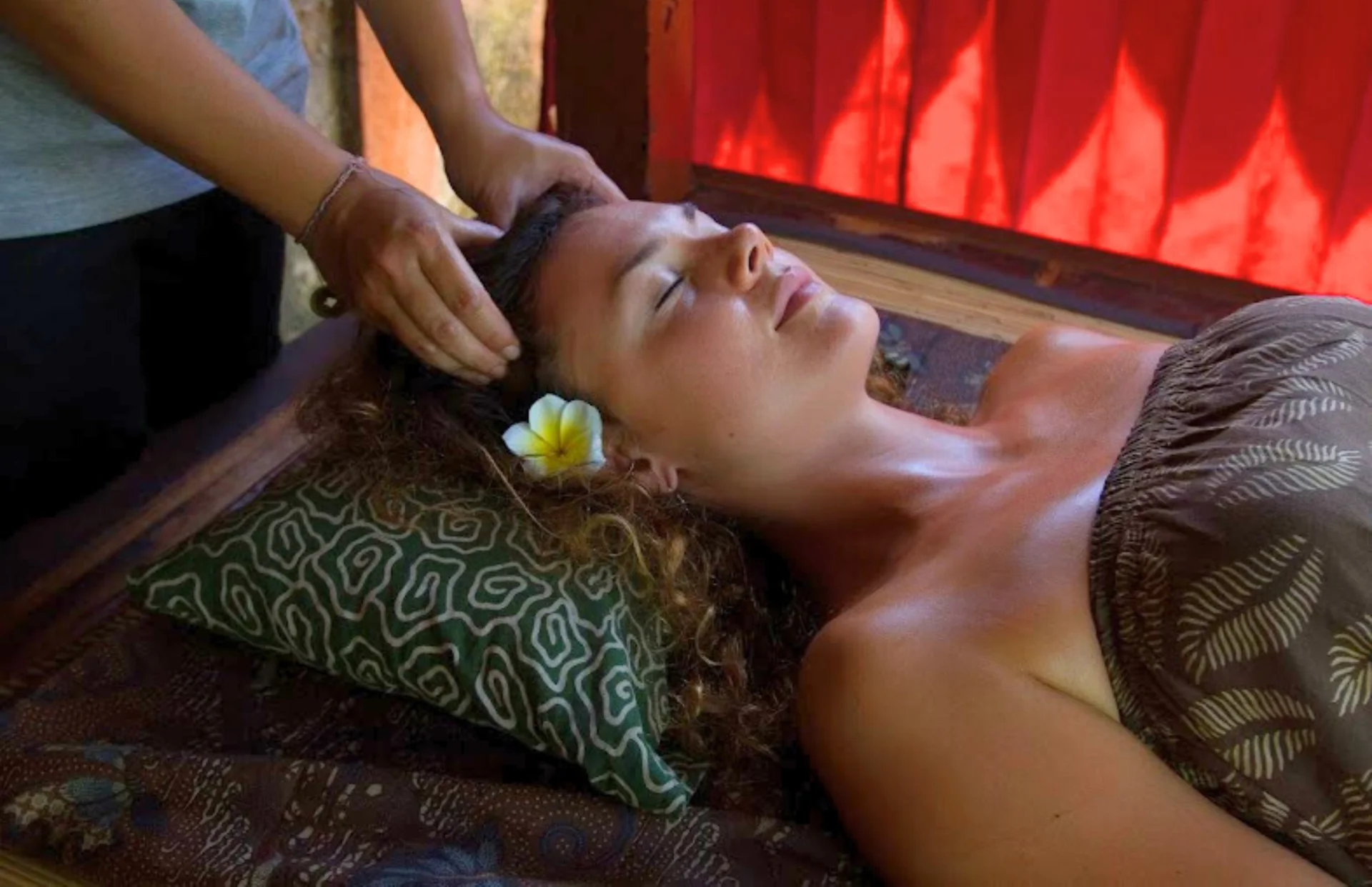 MASSAGE BOREH & SAUNA