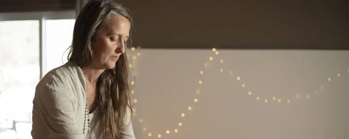 The Eight Extraordinary Journey : Une série de guérison sonore Acutonics