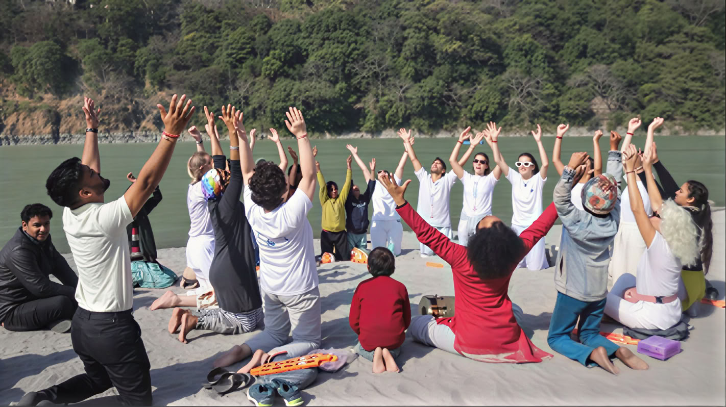 Cours de formation de professeur de yoga de 200 heures à Rishikesh – du 05 juillet au 30 juillet 2026