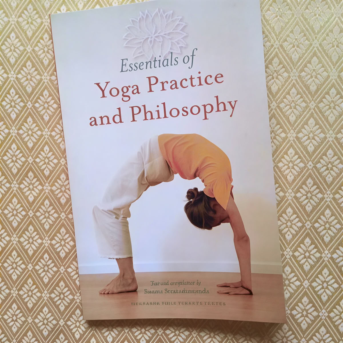 Explore les fondements de la vie yogique