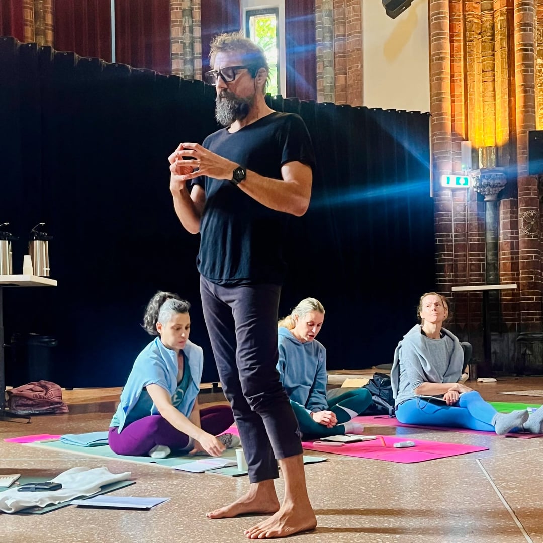 Conférence sur la philosophie du yoga avec Ty Landrum