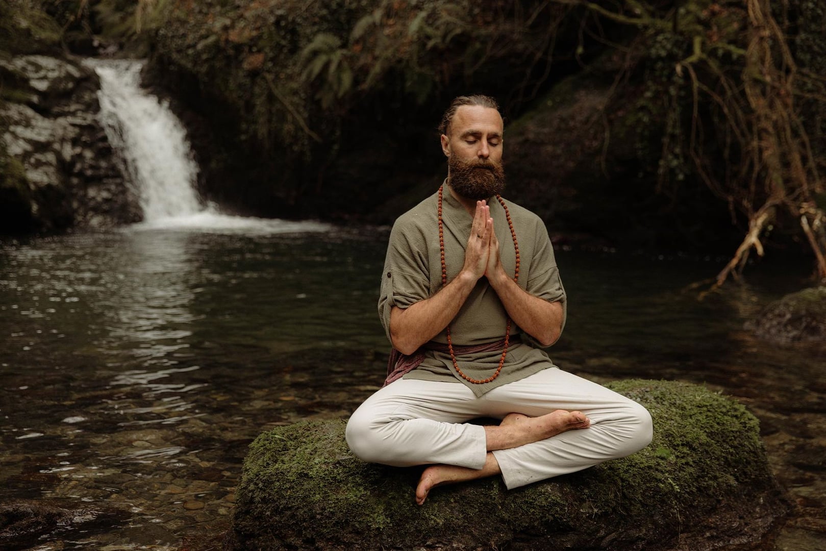 Yoga, eau froide et respiration
