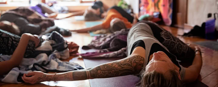 Formation de professeur de yoga en France – 5 juin – 26 juin 2027