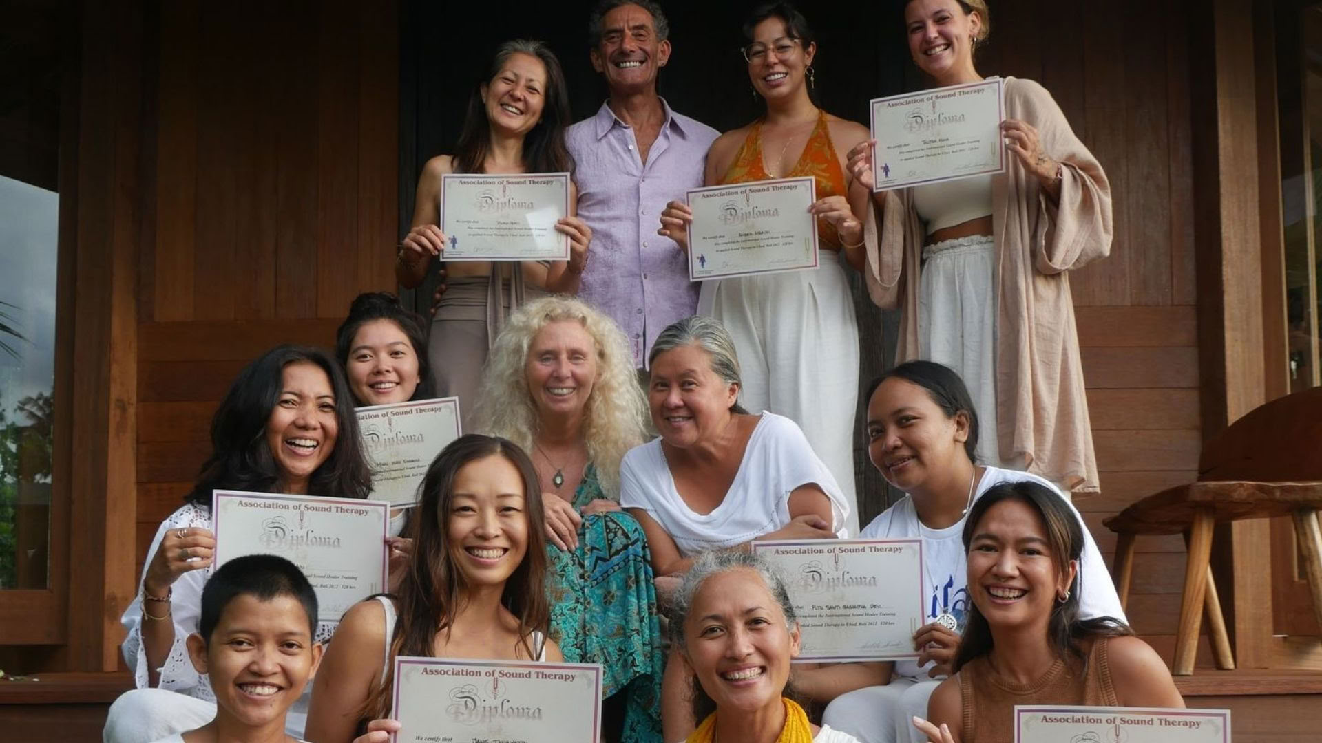 Formation Sound Healer Bali