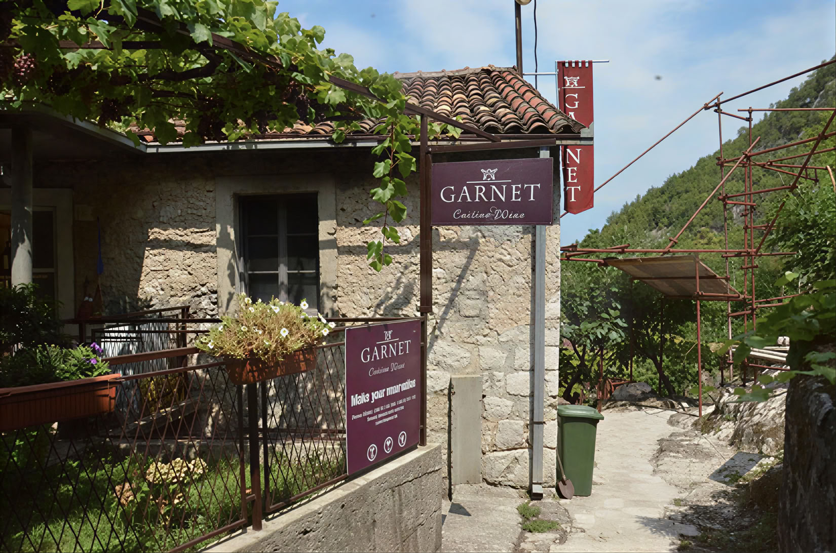 Tour de la route des vins de Crmnica