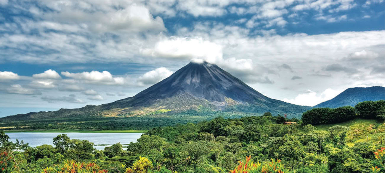Volcan Arenal avec sources chaudes