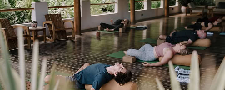 YOGA FLOW
