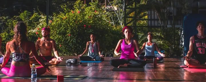 Devaya Yoga™ · Retraite de guérison par le son et de renouveau émotionnel
