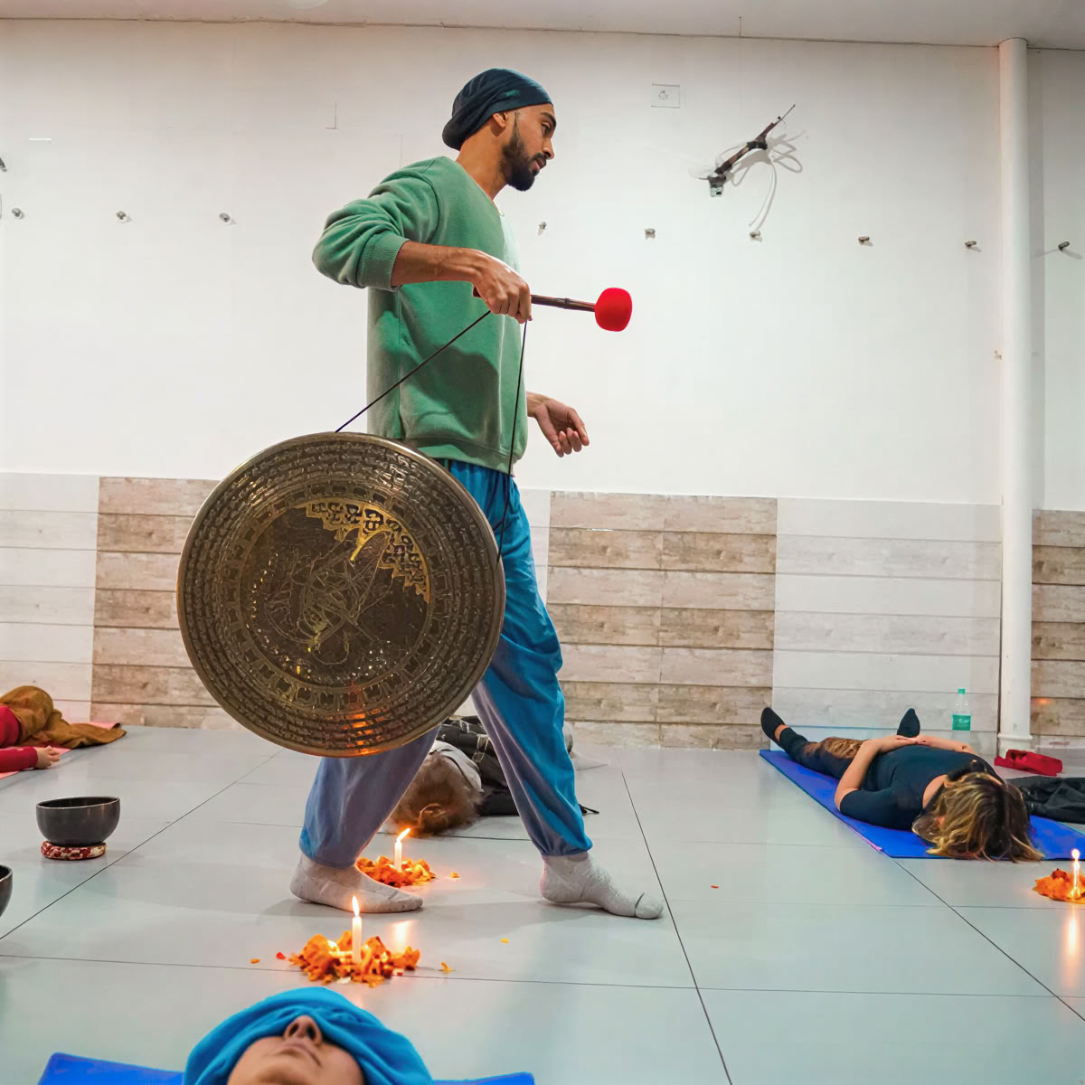 Formation de professeur de yoga de 300 heures à Rishikesh – 01 janv. – 27 janv. 2027