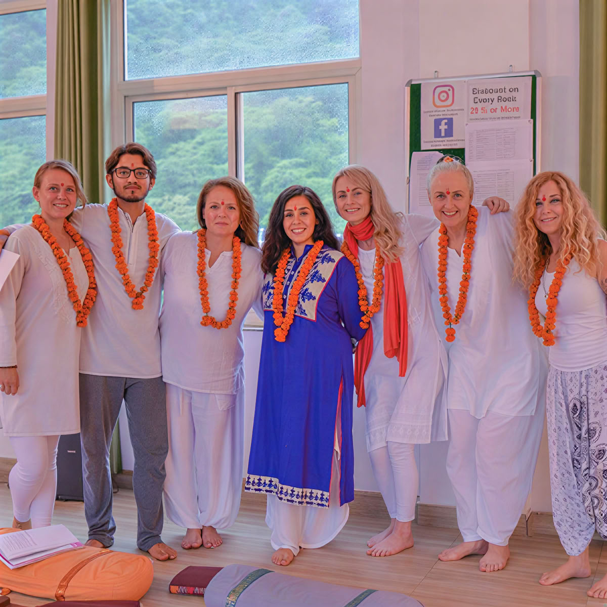 Formation de professeur de yoga holistique de 300 heures