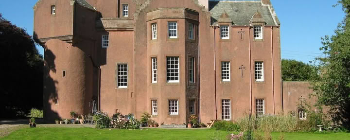 Retraite de yoga et d’écriture créative pour femmes dans un château écossais