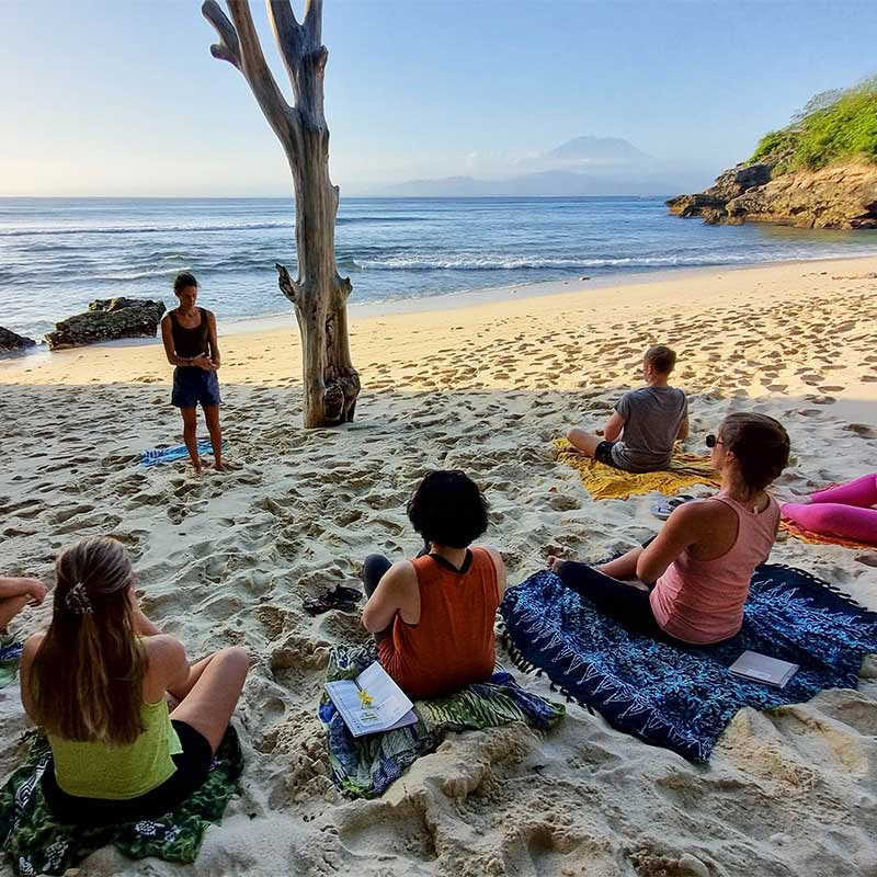 Formation de professeur de Yin Yoga 100h à Bali