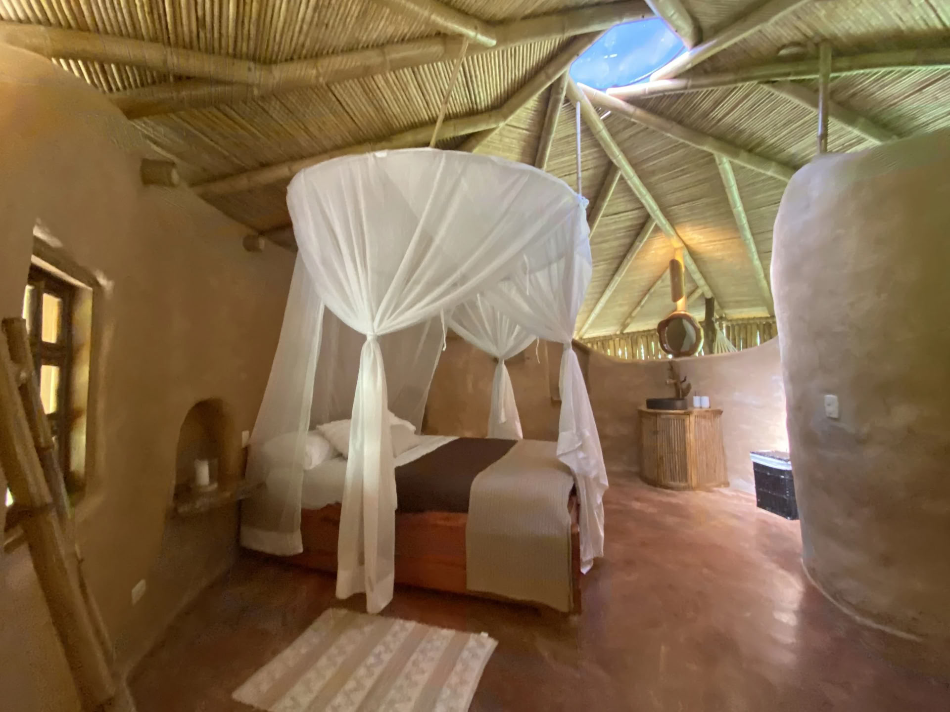IPSALU Tantra Kriya Yoga I Niveau 2 Souffle du Cobra — Brave Earth
