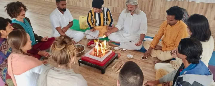 Retraite de yoga à Rishikesh, Inde