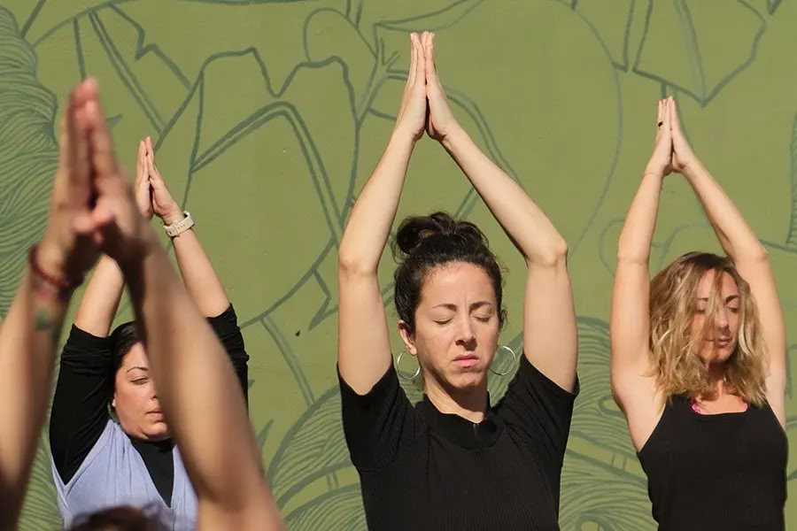 Formation de professeur de yoga de 50 h