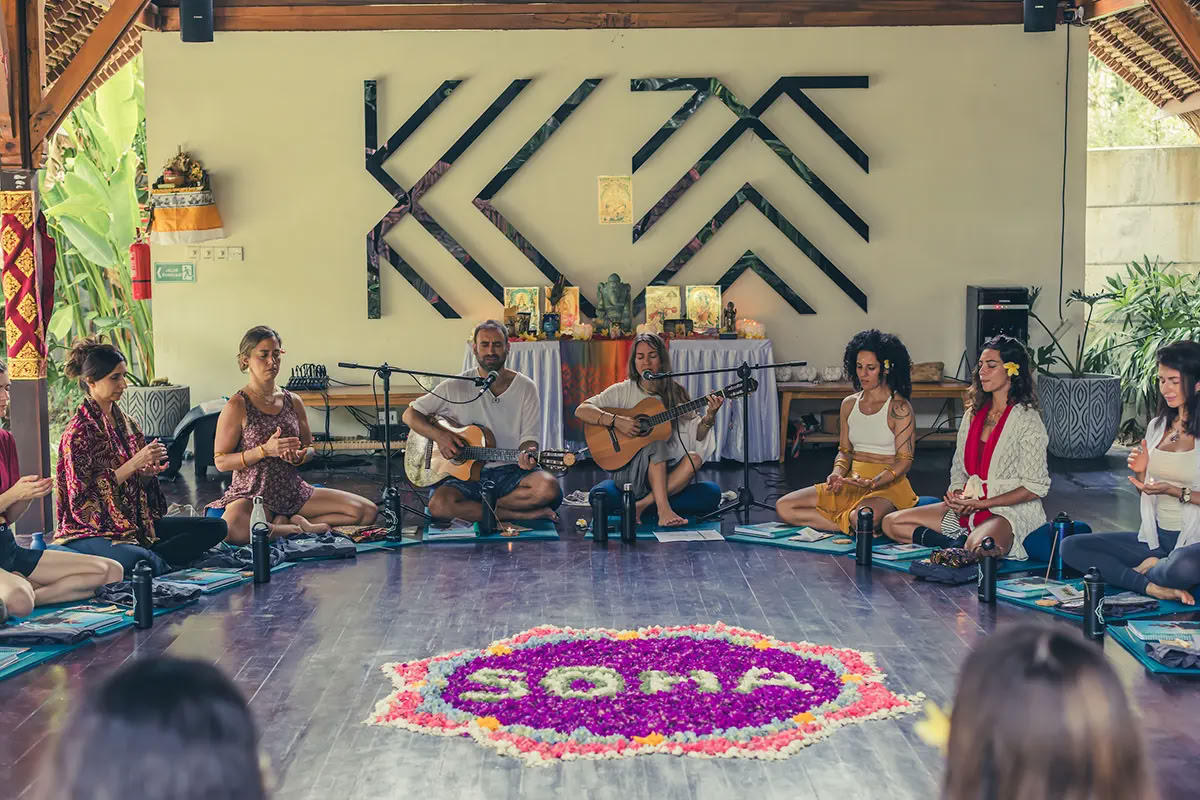 Formation de professeur de yoga de 50 h