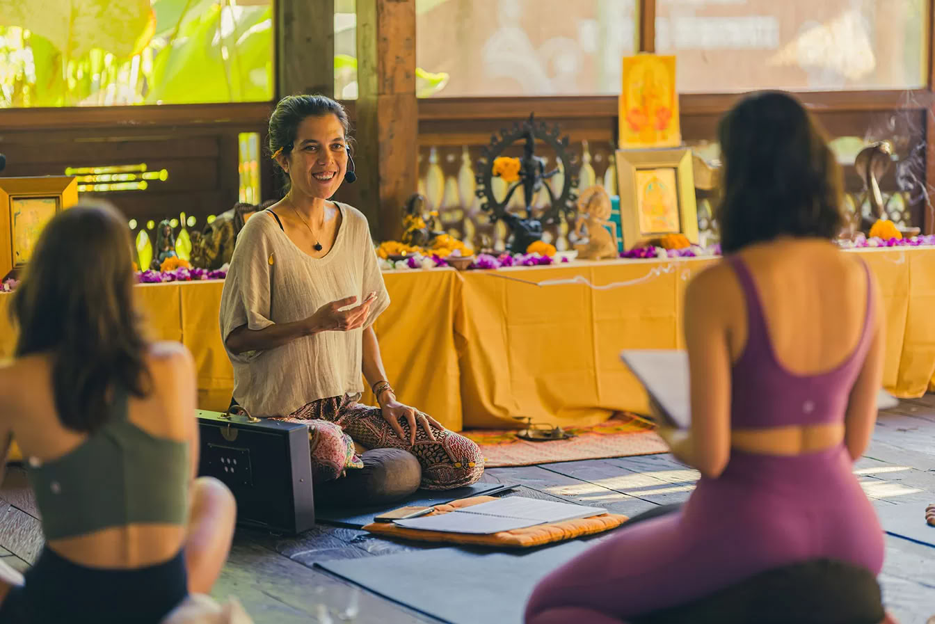 Vaidika Dharma : Formation de professeur de yoga SPIRIT de 100 heures
