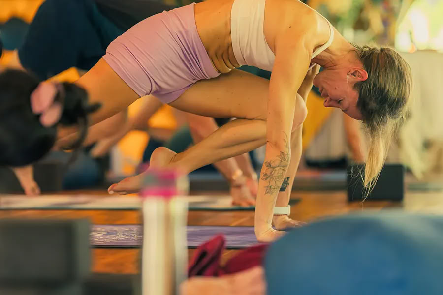Lucidflow 100h sur 300h YTT - Formation de professeurs de yoga à Bali