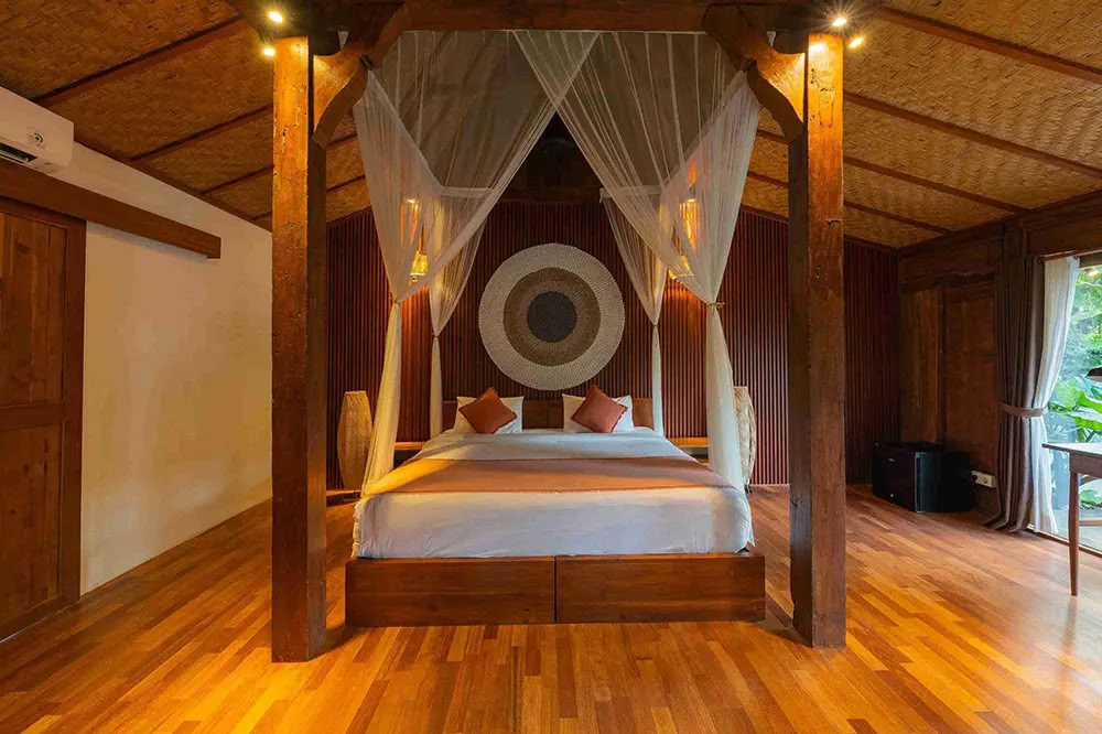 Lucidflow 100h sur 300h YTT - Formation de professeurs de yoga à Bali