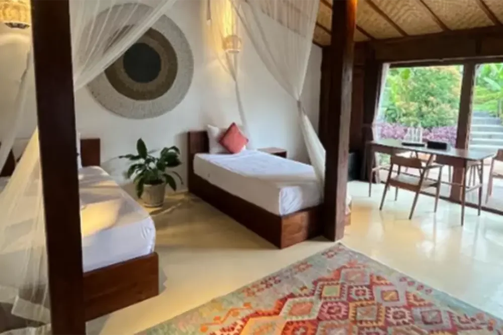 Lucidflow 100h sur 300h YTT - Formation de professeurs de yoga à Bali