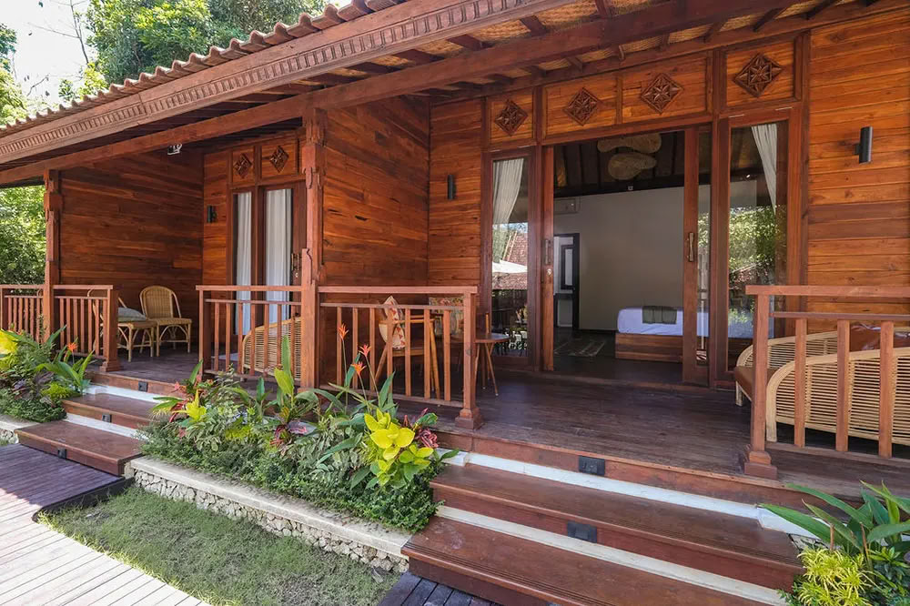 Lucidflow 100h sur 300h YTT - Formation de professeurs de yoga à Bali