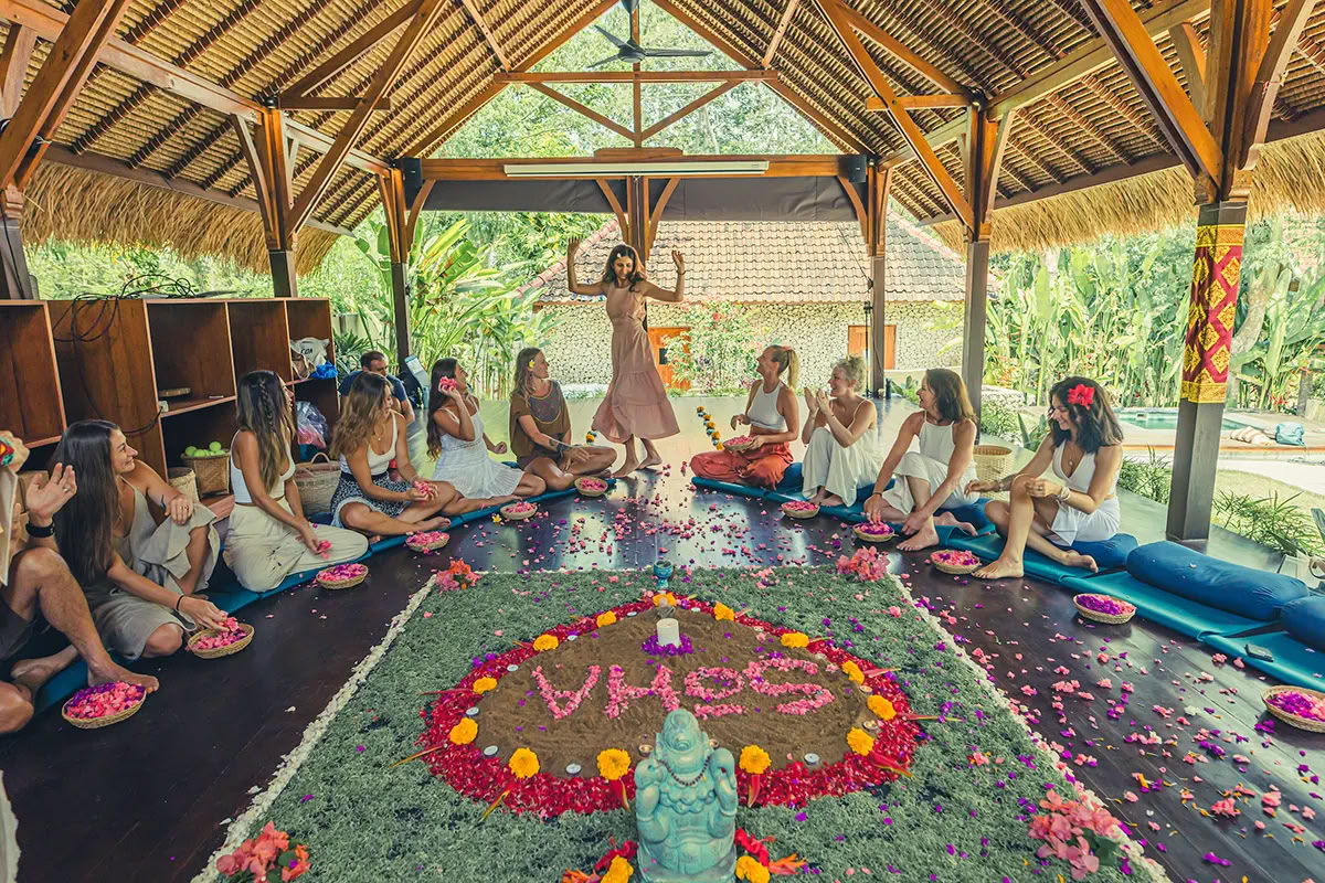 Lucidflow 100h sur 300h YTT - Formation de professeurs de yoga à Bali