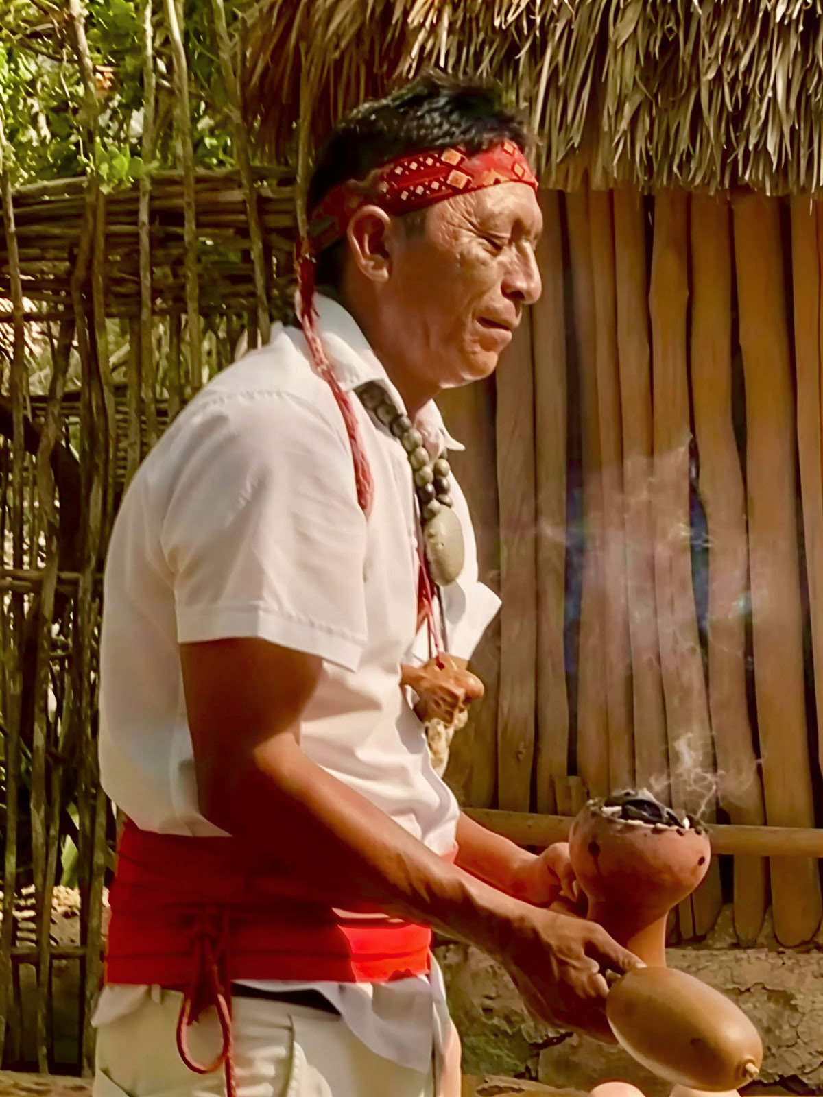 Rencontre avec un guérisseur maya à Coba