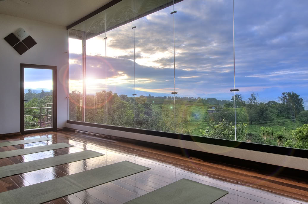 Xhale Yoga & Pilates Retraite