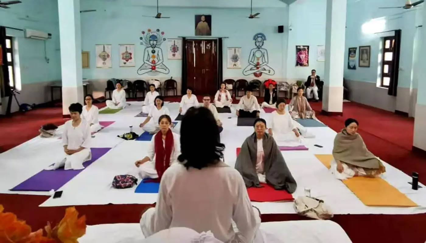 Expérience de vie en ashram