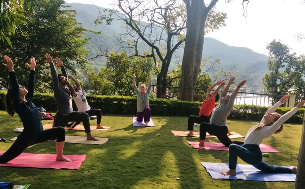 Retraite de style de vie yogique