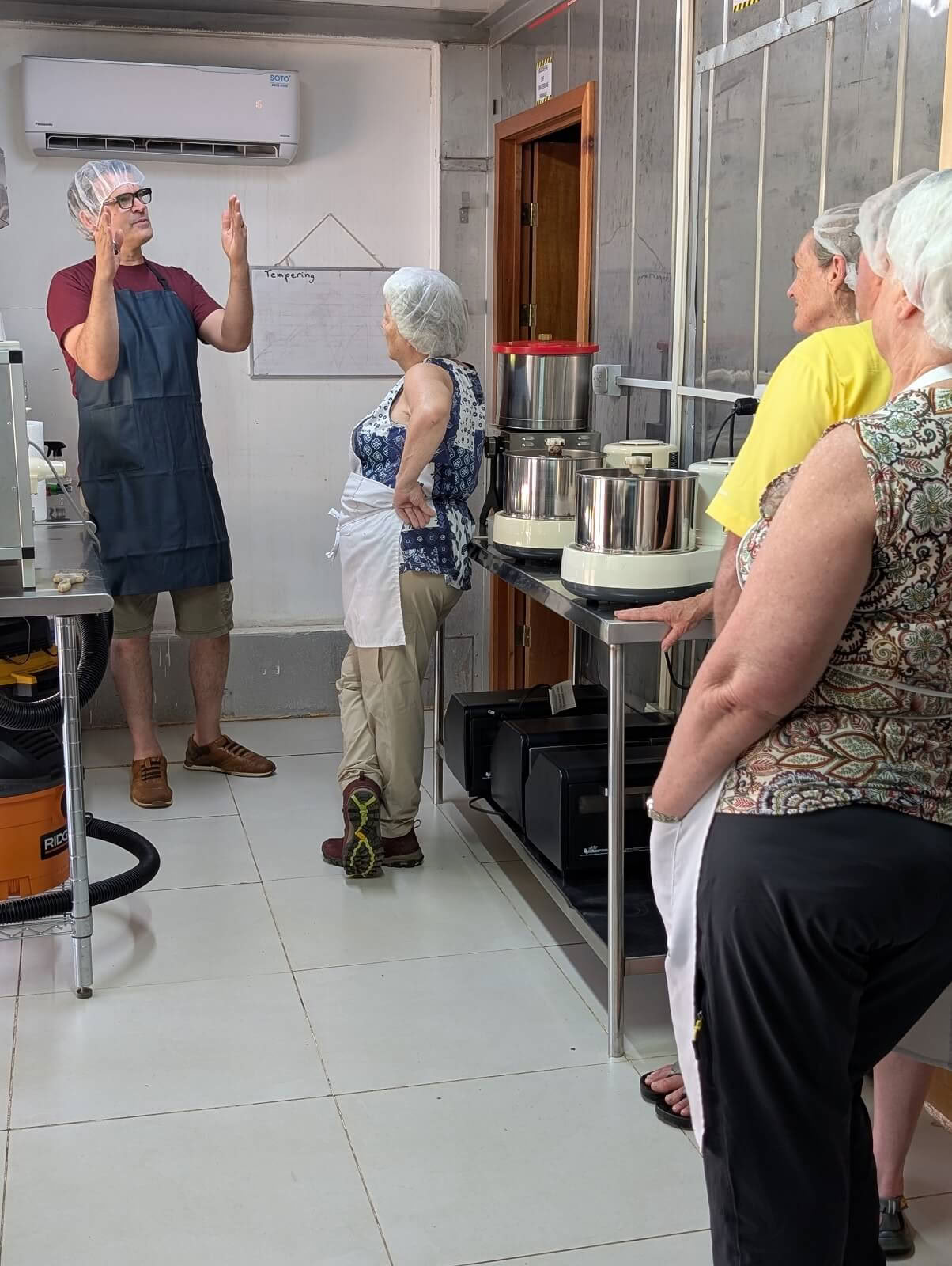 Atelier de fabrication de chocolat Earth-to-Bar