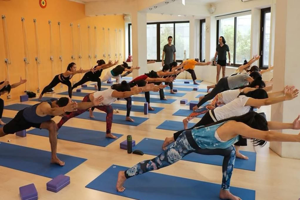 10 jours Retraite de Yoga Iyenger