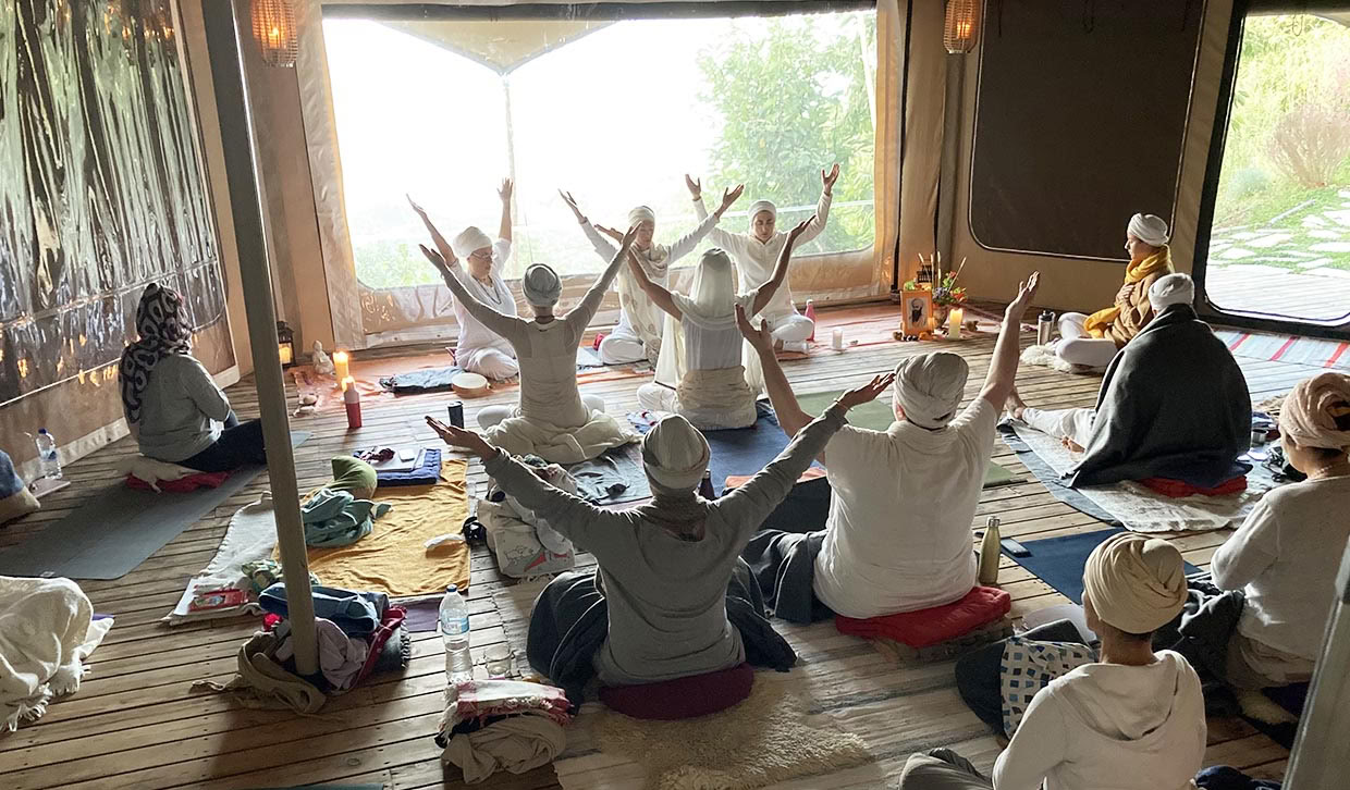 Sungalaa Kundalini Yoga Teacher Training : Relations authentiques