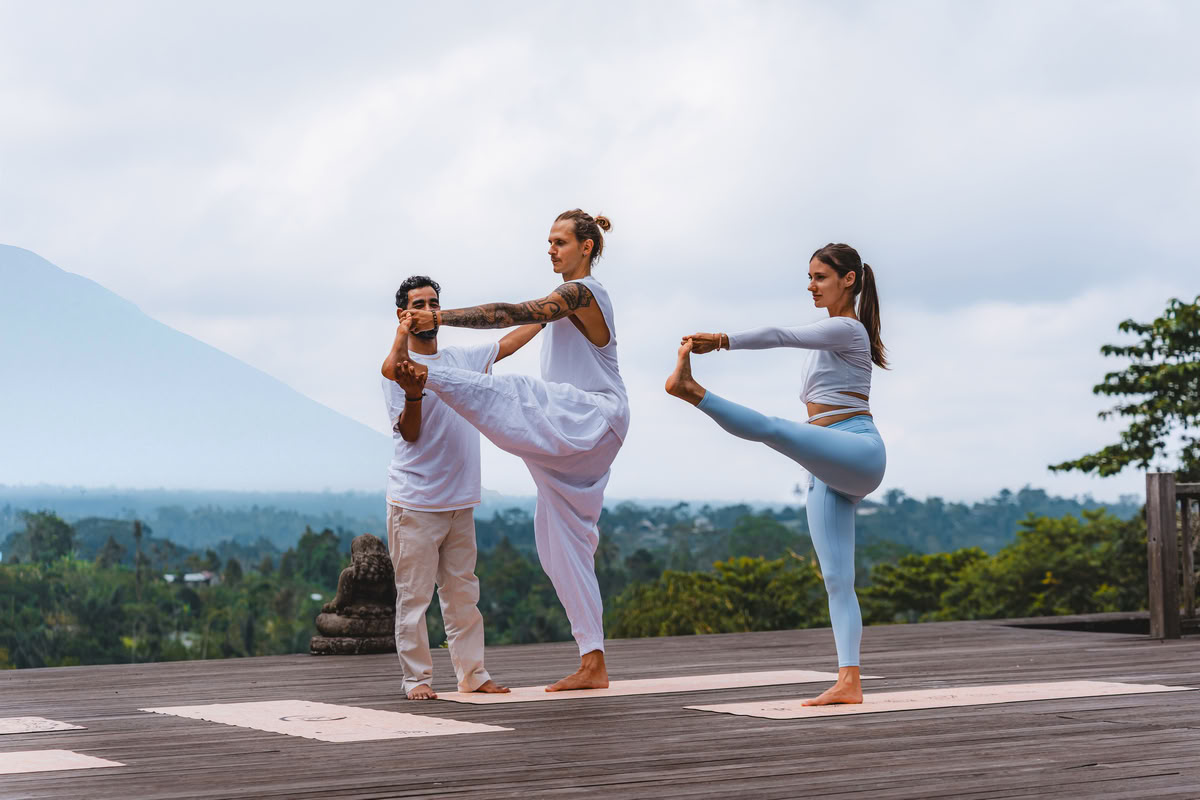 Formation de professeurs de yoga de 200 heures à Pelaga, Bali – 26 oct. – 14 nov. 2026