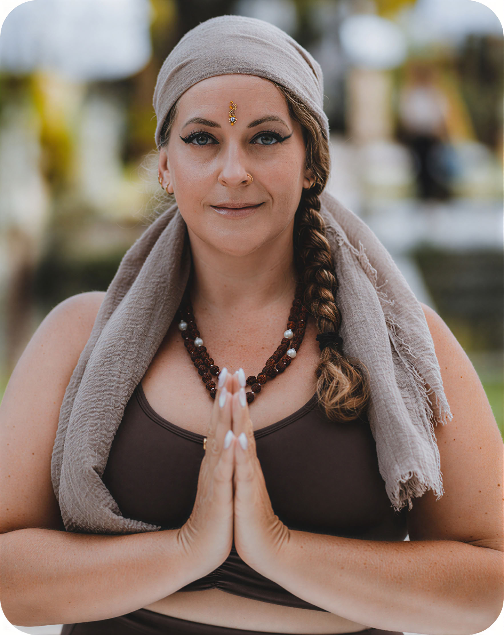 Formation hybride de professeur de yoga de 200 heures / 300 heures – 26 juil. - 4 août