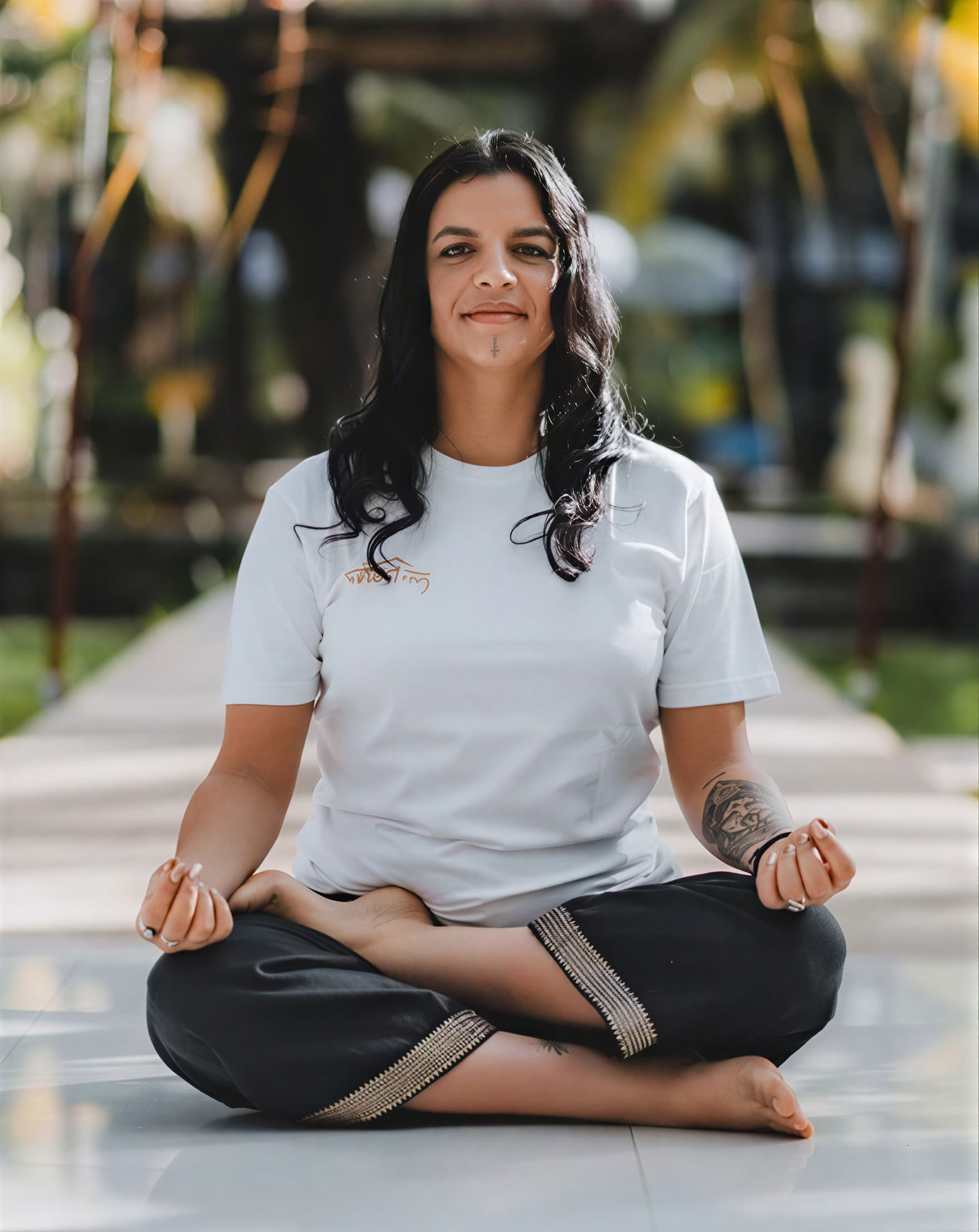 Formation de professeurs de yoga hybride de 200 heures / 300 heures – 26 nov. – 9 déc. 2026
