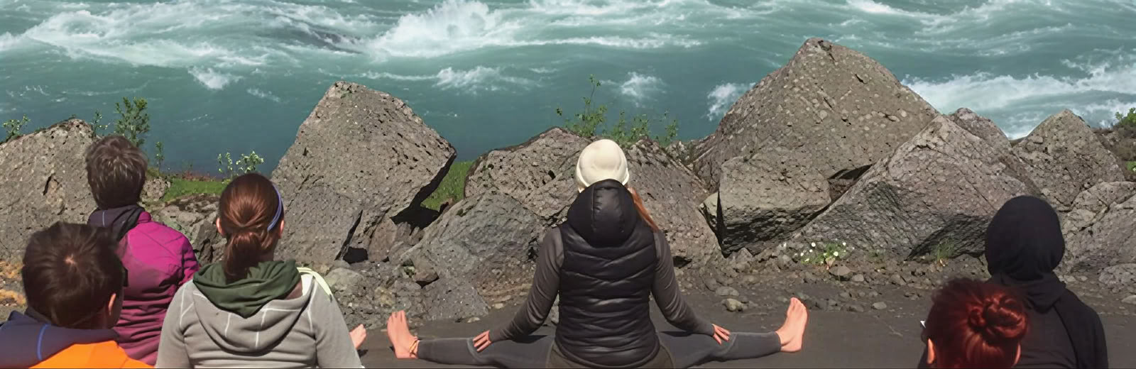 Yoga & Randonnée Voyage aurores boréales Islande