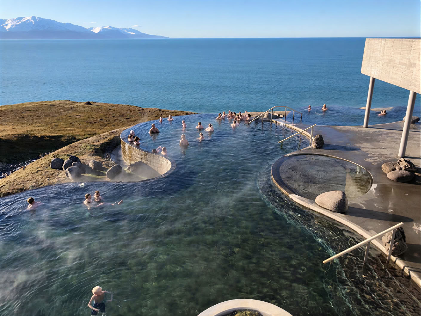 Yoga & Hike Retraite Midnightsun en Islande – Dates 2026