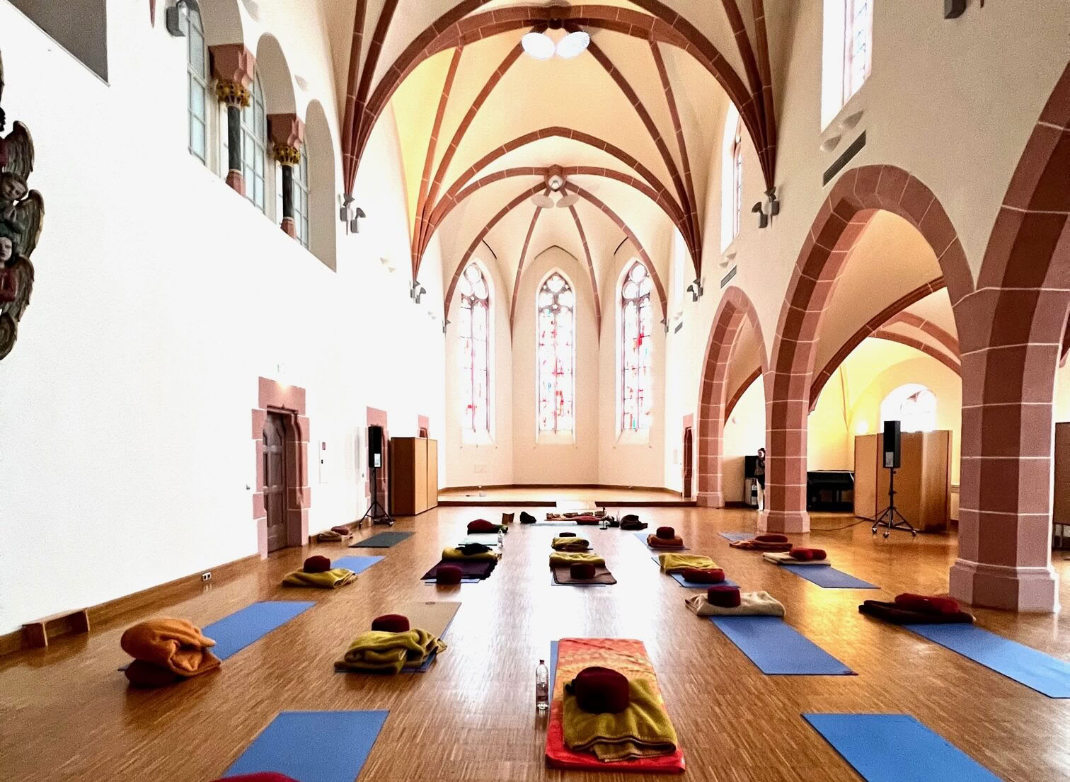 Cours de jeûne avec randonnée et yoga