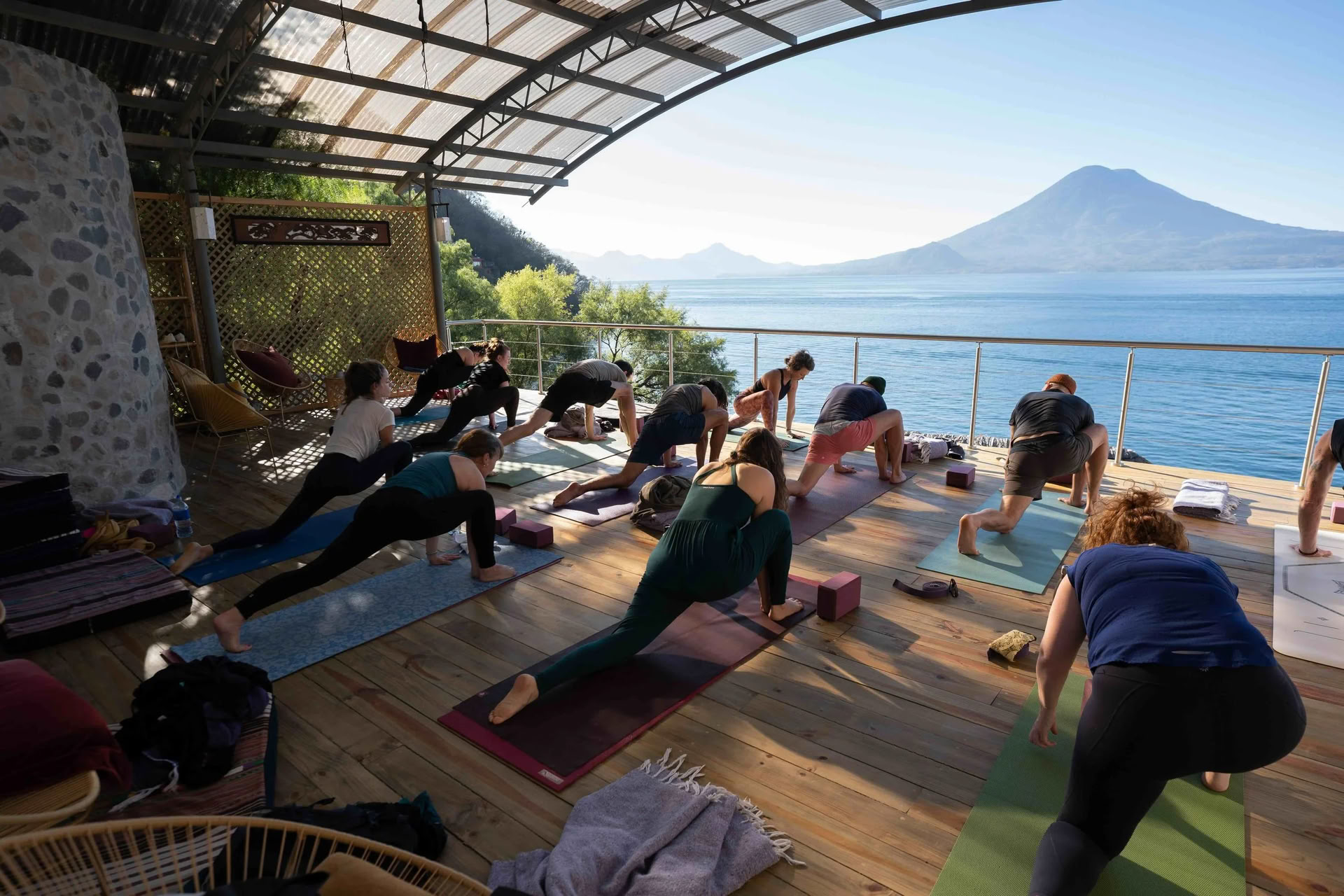 Mindful Movement Retraite / Madison Fruitman — Villa Sumaya