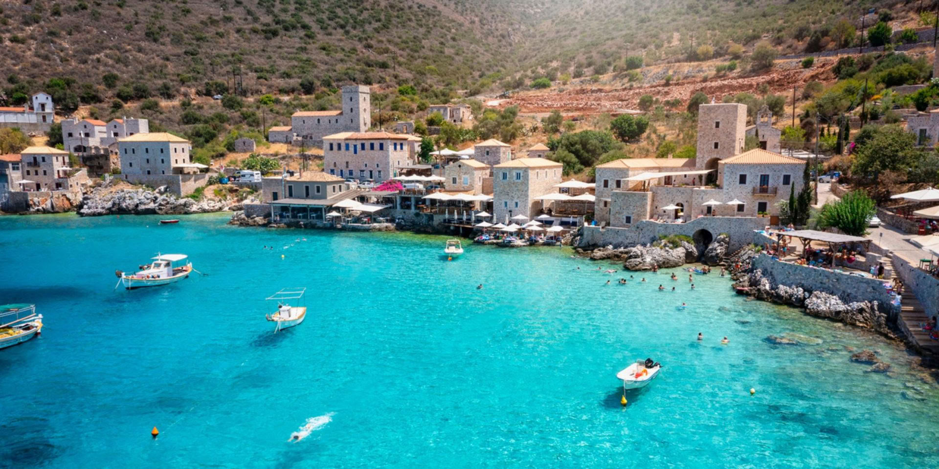 Évasion en Méditerranée : retraite de yoga en Grèce