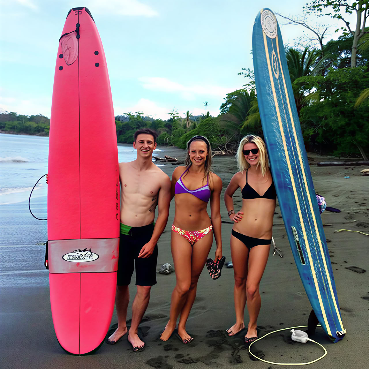 Salty Retraites: Surf, Sweat, and Flow au Costa Rica