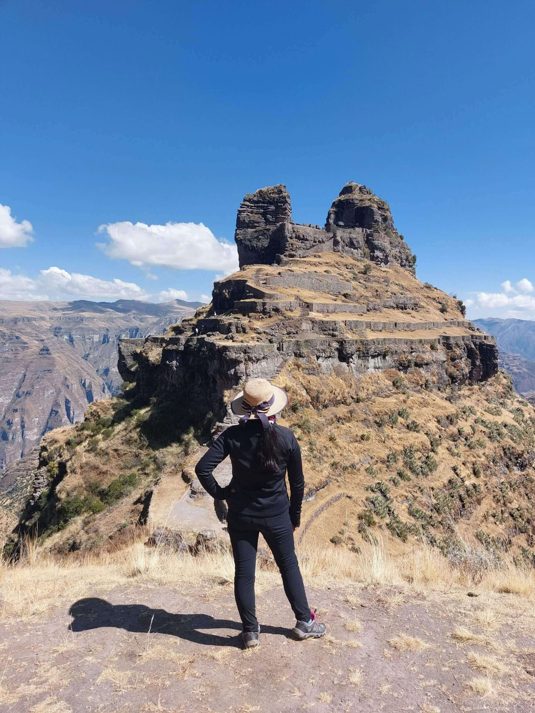 Randonnée sacrée à Waqrapukara avec un chaman andin (2 jours)