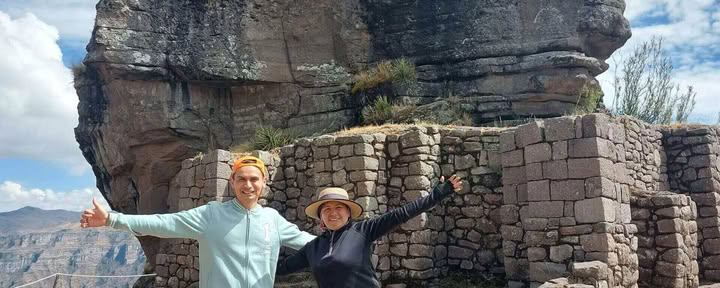 Trek vers les ruines antiques de Waqrapukara (journée complète)