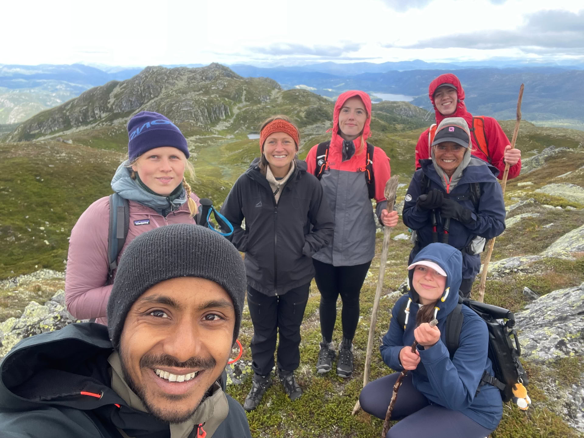 Déconnexion, détente et immersion dans la nature retraite de yoga