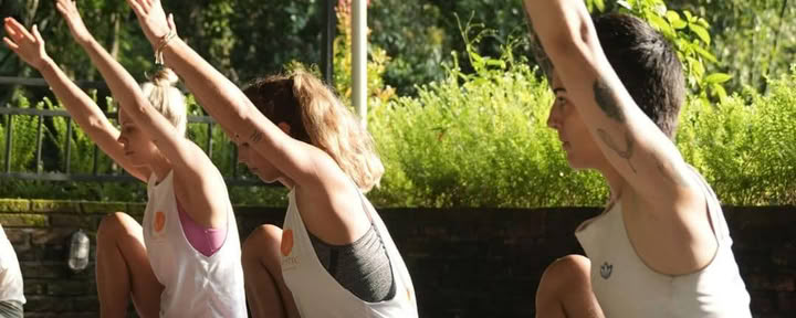 Formation de professeur de yoga de 200 heures en Thaïlande