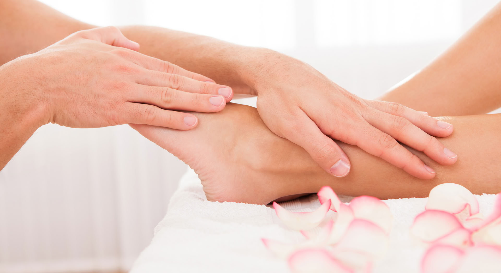 Massage des mains et des pieds
